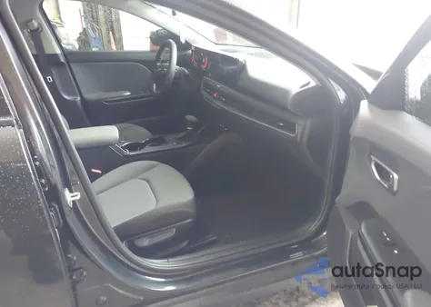 2025 Kia K4 Lxs from USA, damaged, VIN 3KPFT4DE0SE084037